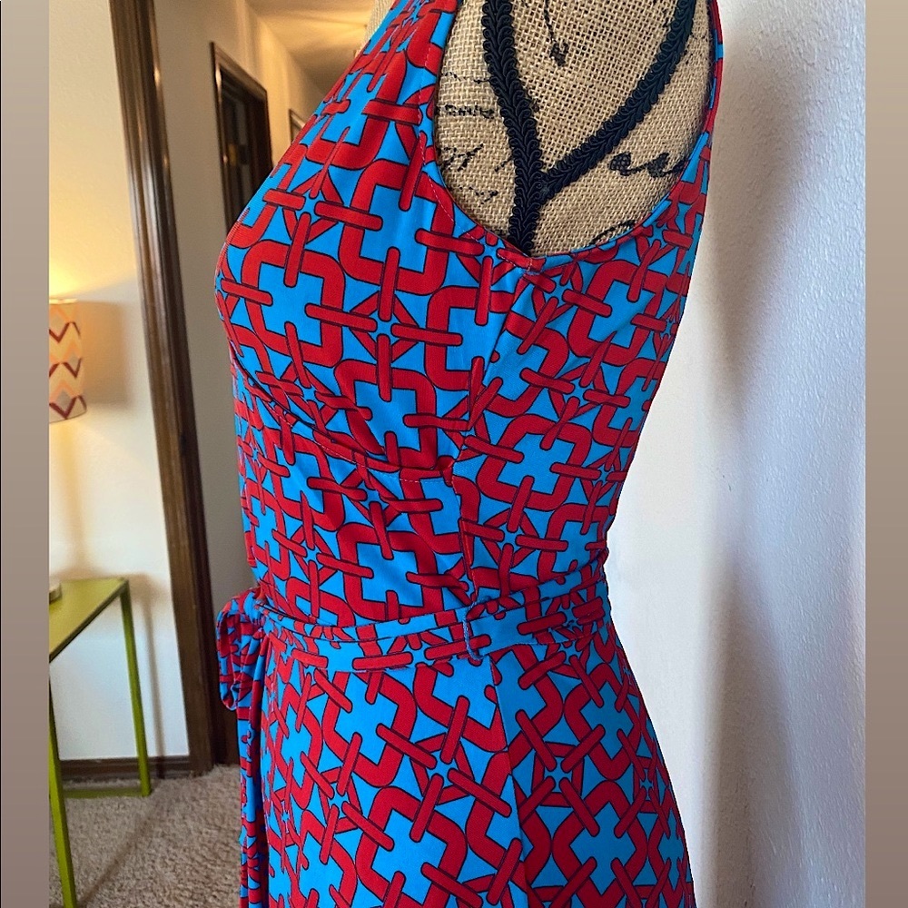 🆕 LEOTA  | NWT GEO CHAIN ESSENTIAL JERSEY WRAP DRESS - Picture 11 of 16